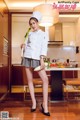 TouTiao 2018-04-24: Model Feng Xue Jiao (冯雪娇) (24 photos) P16 No.e5b14d Image No. 17