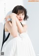 Suzu Hirose 広瀬すず, Shonen Magazine 2021 No.10 (週刊少年マガジン 2021年10号) P1 No.417971 Image No. 31