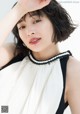 Suzu Hirose 広瀬すず, Shonen Magazine 2021 No.10 (週刊少年マガジン 2021年10号) P10 No.116277 Image No. 13