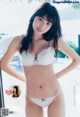 Hikari Kuroki 黒木ひかり, Young Jump 2019 No.16 (ヤングジャンプ 2019年16号) P8 No.5750ce